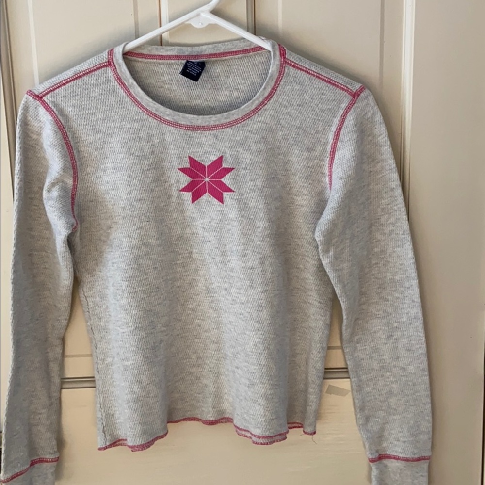 Gap thermal shirt
